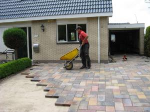 013.Realiseren bestrating